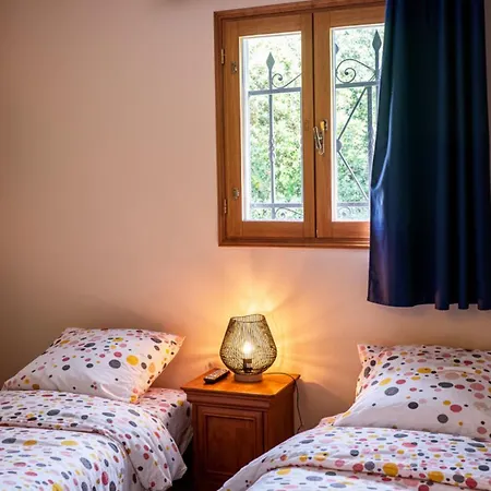 Sejour Detente Dans Avec Piscine Privee, Nature, Golf Et A Proximite بيت للعطل