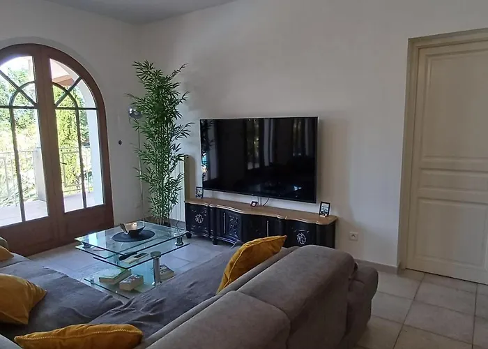 بيت للعطل Sejour Detente Dans Avec Piscine Privee, Nature, Golf Et A Proximite Saint-Raphaël