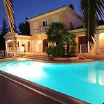 Villa- Saint-raphaël *