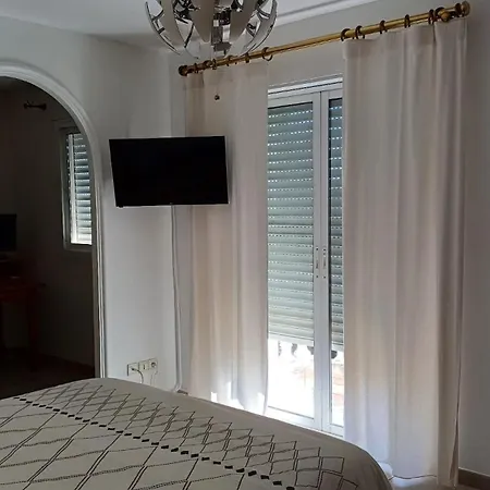 Sejour Detente Dans Avec Piscine Privee, Nature, Golf Et A Proximite Holiday home Saint-Raphael (Var)