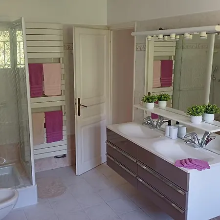 Détente Dans Avec Piscine Privée, Nature, Golf Et à Proximité * Saint-Raphaël