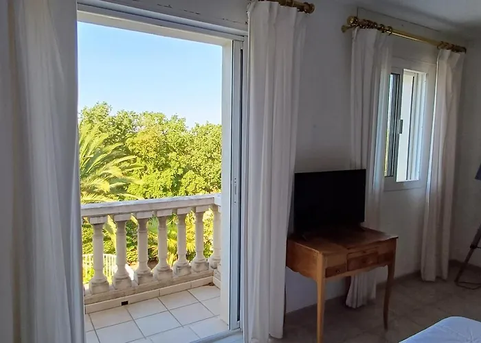 펜션 Sejour Detente Dans Avec Piscine Privee, Nature, Golf Et A Proximite Saint-Raphaël