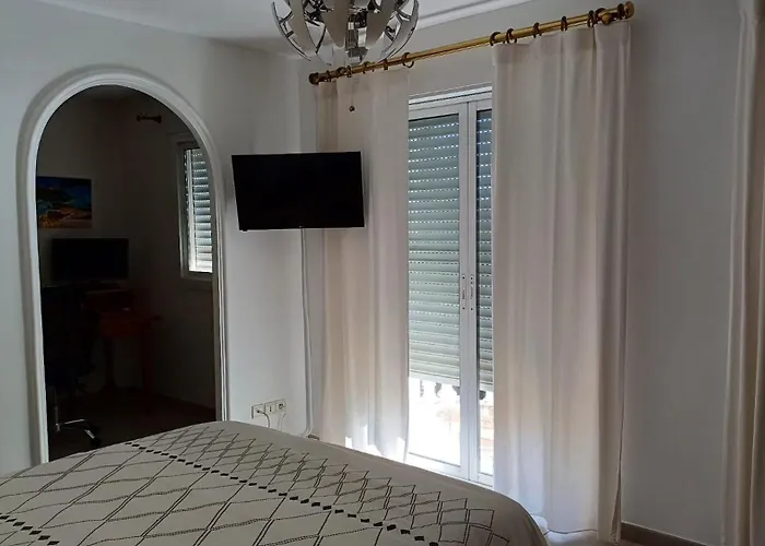 Sejour Detente Dans Avec Piscine Privee, Nature, Golf Et A Proximite 펜션 Saint-Raphaël