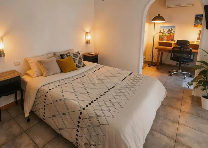 Sejour Detente Dans Avec Piscine Privee, Nature, Golf Et A Proximite Saint-Raphaël